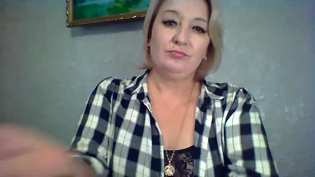 Snapshot of ArielXLoveresss chatting on 11-25-25, 08:36 ArielXLoveresss online show from 11-25-25, 08:36
