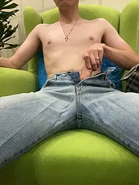 gayman111111 online show from 10-17-25, 04:42