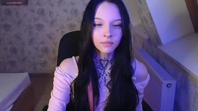 Snapshot of mefwhore chatting on 03-15-25, 07:48 mefwhore online show from 03-15-25, 07:48