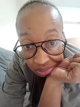 Snapshot of xyz089 chatting on 02-27-25, 06:07 xyz089 online show from 02-27-25, 06:07