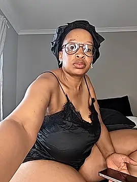 Snapshot of xyz089 chatting on 11-02-25, 05:54 xyz089 online show from 11-02-25, 05:54