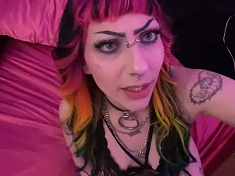 ChrryFoxx online show from 10-26-25, 11:16