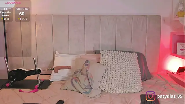 MiiaParker6972 online show from 11-09-25, 09:46