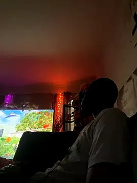 Snapshot of YODAPESOS chatting on 10-15-25, 10:43 YODAPESOS online show from 10-15-25, 10:43