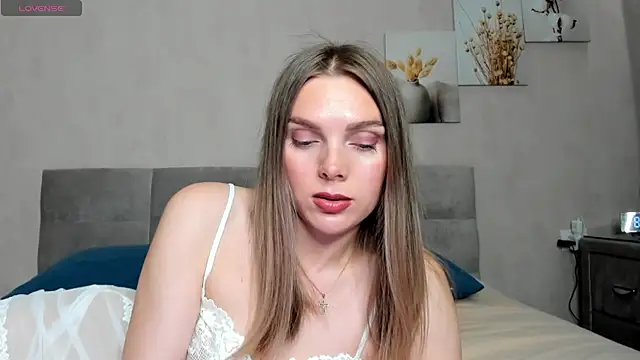 SunnyX GirlX online show from 03-17-25, 02:19