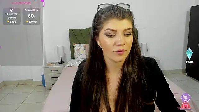 camila tailors online show from 03-19-25, 04:34
