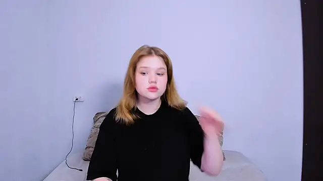 Snapshot of LaseyMoon chatting on 10-16-25, 10:22 LaseyMoon online show from 10-16-25, 10:22