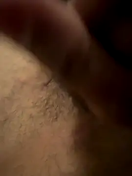 Snapshot of Momo0-9 chatting on 11-18-25, 06:34 Momo0-9 online show from 11-18-25, 06:34