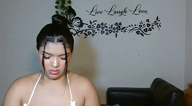 Adele Adkins19 online show from 03-12-25, 06:33