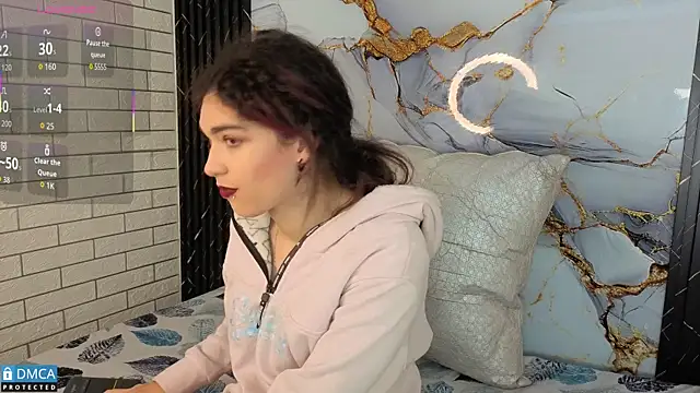 MaeveKuro online show from 11-15-25, 03:15