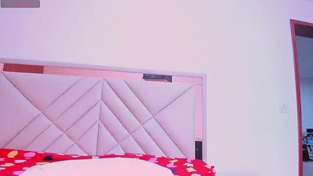 gime lara online show from 10-16-25, 07:04