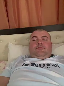 Snapshot of caschetao chatting on 10-12-25, 11:20 caschetao online show from 10-12-25, 11:20