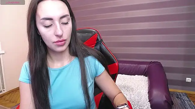 JenniferStone online show from 11-15-25, 09:06