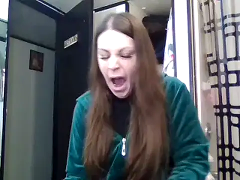 Snapshot of mrstoxox4594 chatting on 03-03-25, 12:05 mrstoxox4594 online show from 03-03-25, 12:05