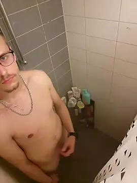 luckyluuk25 online show from 10-07-25, 06:16