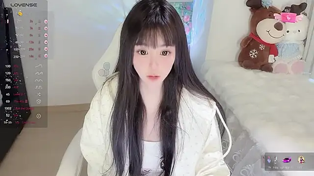 Milla-z online show from 11-21-25, 04:33