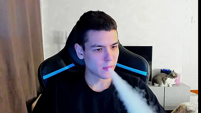 TravisRevas online show from 03-13-25, 02:12