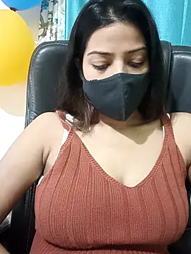 Snapshot of CRAZY__BITE chatting on 11-22-25, 12:59 CRAZY BITE online show from 11-22-25, 12:59