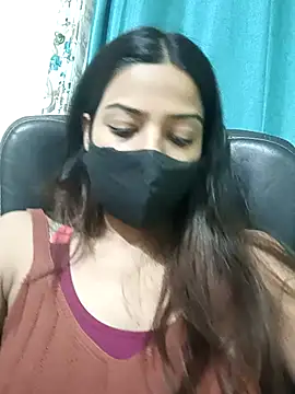 Snapshot of CRAZY__BITE chatting on 12-17-25, 06:25 CRAZY BITE online show from 12-17-25, 06:25