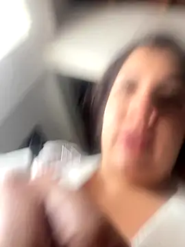 Snapshot of Madisson-Rivas chatting on 11-28-25, 05:59 Madisson-Rivas online show from 11-28-25, 05:59