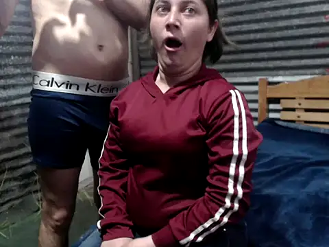 Snapshot of rose_domy chatting on 03-05-25, 04:57 rose domy online show from 03-05-25, 04:57