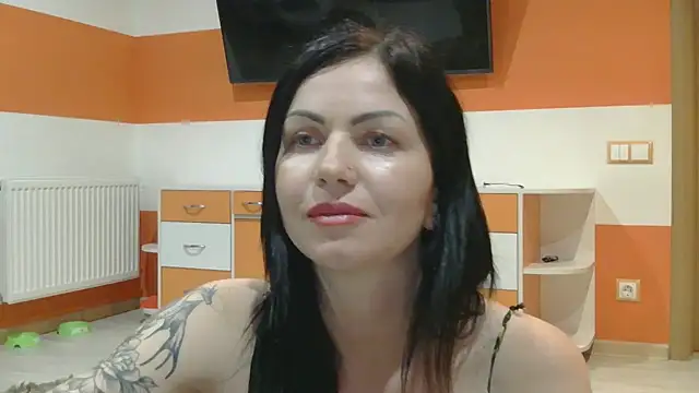 MystaLuuna online show from 03-04-25, 11:11
