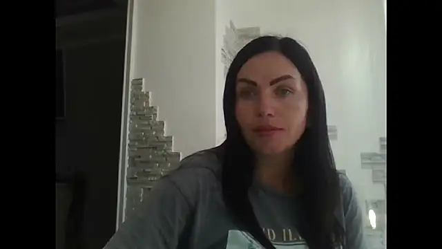 MystaLuuna online show from 09-20-25, 12:17