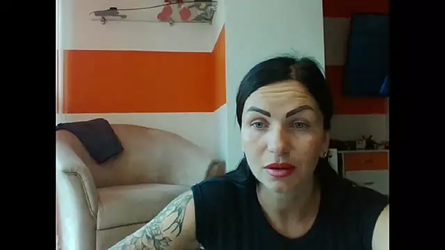 MystaLuuna online show from 10-05-25, 08:45