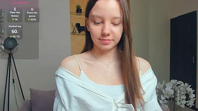 EdinaCordner online show from 11-08-25, 10:37