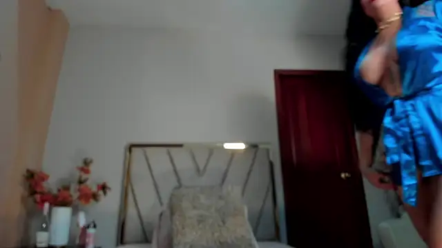 SeleneLujan online show from 12-05-25, 11:52