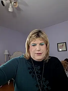 Snapshot of Victoriatv1 chatting on 12-30-24, 11:38 Victoriatv1 online show from 12-30-24, 11:38