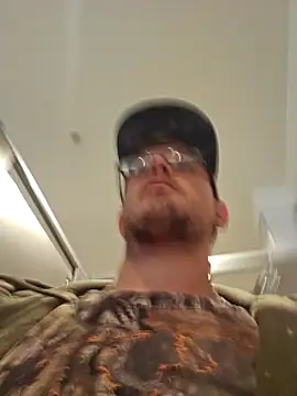 dylanroberts1995 online show from 03-13-25, 01:50