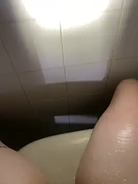 Snapshot of 1Zoey101 chatting on 03-07-25, 02:45 1Zoey101 online show from 03-07-25, 02:45