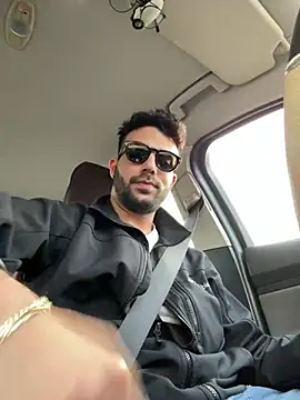 YJeromZCoxk online show from 03-18-25, 03:31