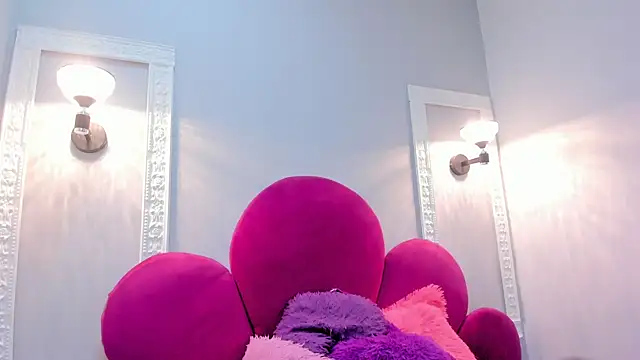 Bonniie 22 online show from 10-04-25, 02:15