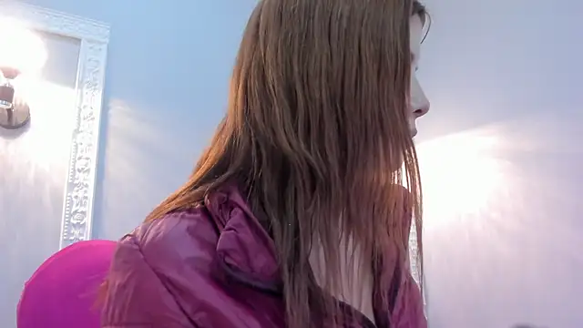 Bonniie 22 online show from 10-14-25, 02:18