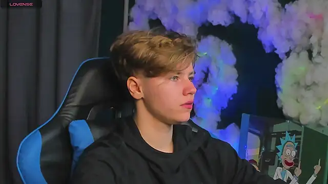 Jean Wilsons online show from 10-13-25, 11:21