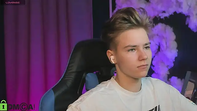 Jean Wilsons online show from 11-19-25, 11:21