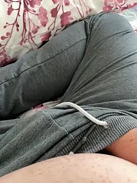 littletoy64 online show from 03-03-25, 02:15