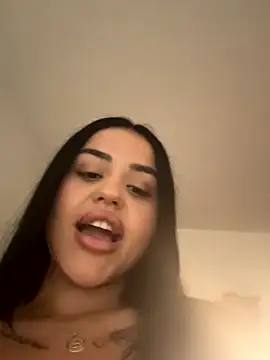 milabigassxoxo online show from 09-09-25, 10:59