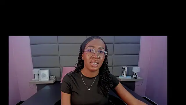 Qeen blackk online show from 10-28-25, 07:27