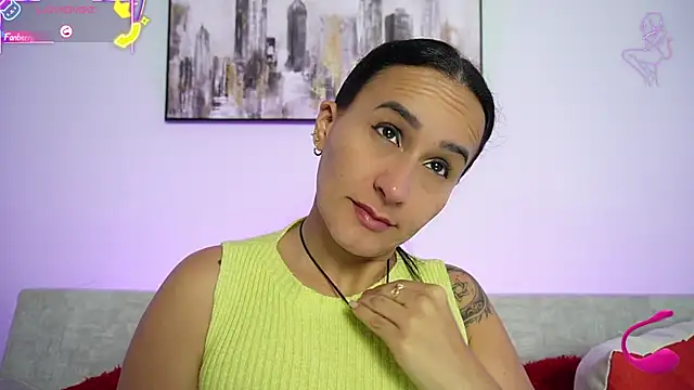 Sara Charmy online show from 12-01-25, 11:37