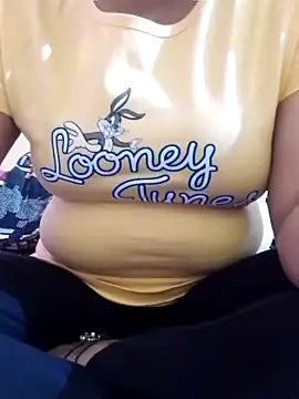 Snapshot of Lovely_simmi- chatting on 02-26-25, 06:43 Lovely simmi- online show from 02-26-25, 06:43