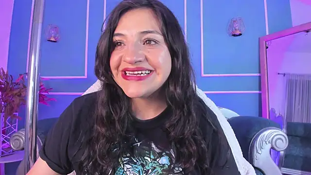 TaraTaylorr online show from 10-09-25, 03:04