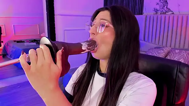 Snapshot of Gabrielakassi chatting on 03-08-26, 12:31 Gabrielakassi online show from 03-08-26, 12:31