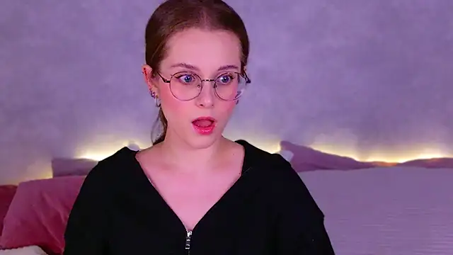 RileyMimicho online show from 11-14-25, 09:02