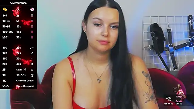 Snapshot of Miss_Vic chatting on 10-20-25, 03:12 Miss Vic online show from 10-20-25, 03:12