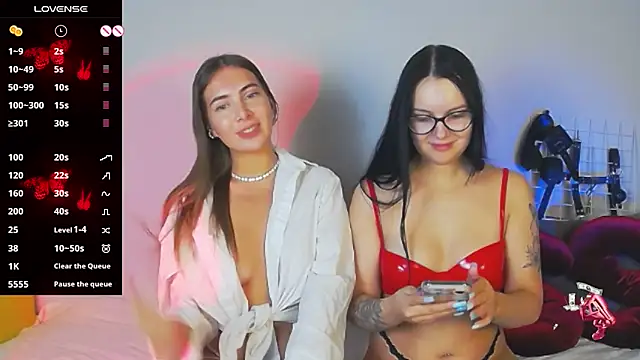 Snapshot of Miss_Vic chatting on 11-16-25, 03:28 Miss Vic online show from 11-16-25, 03:28