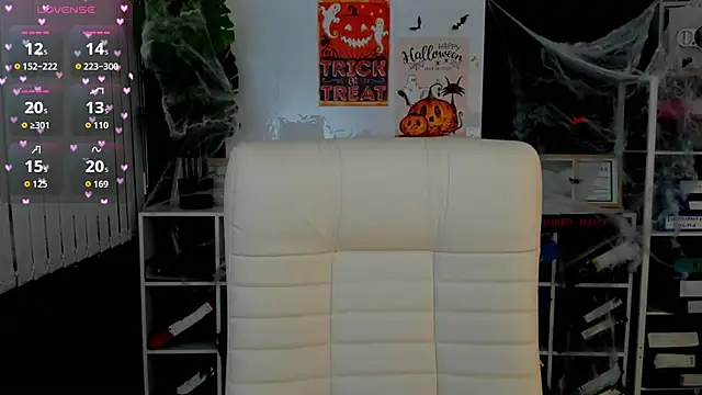 meow mellie online show from 10-26-25, 01:33