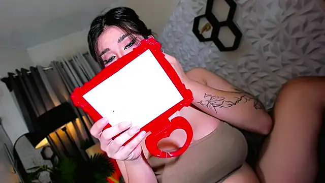 Snapshot of claraakhasova chatting on 11-01-25, 05:53 claraakhasova online show from 11-01-25, 05:53